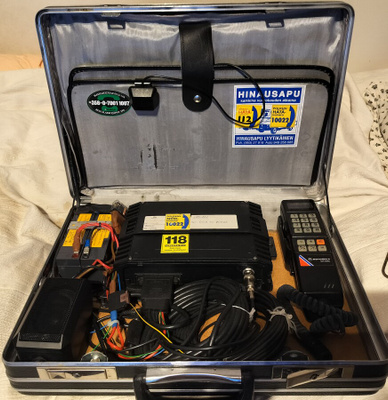 Motorola MCR 4500XL -autopuhelin / radiopuhelinjärjestelmä