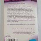Nora Roberts : Tiedon äärirajoilla - pikkukuva 2