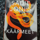 Sadie Jones: Käärmeet - pikkukuva 1