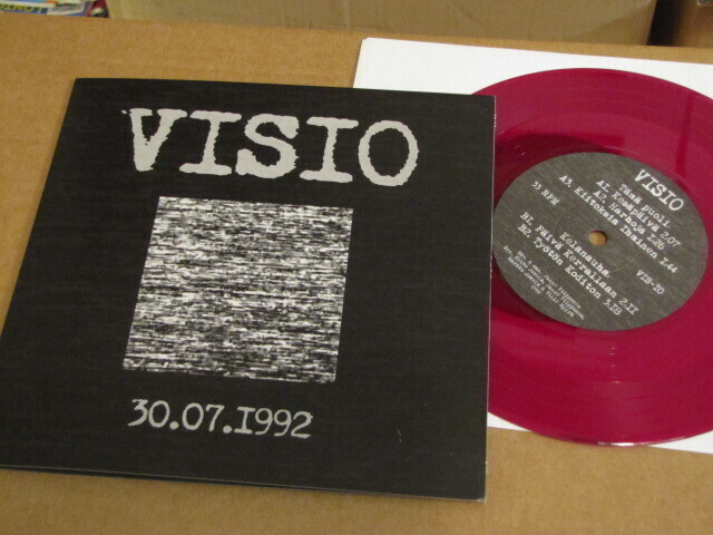 Visio 30.07.1992 7 45 suomi 2012 punainen vin  punk