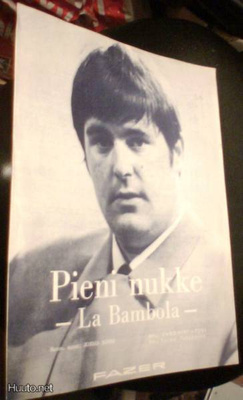 Pieni nukke - La Bambola nuottilehtinen (Sis.pk:t)