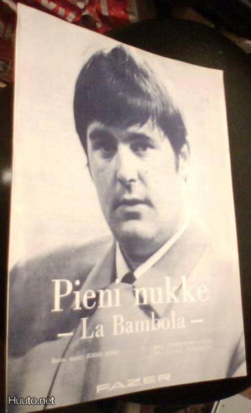 Pieni nukke - La Bambola nuottilehtinen (Sis.pk:t)