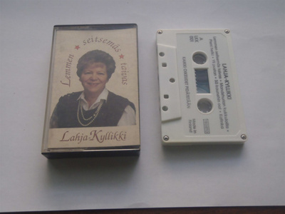 LAHJA-KYLLIKKI - LEMMEN SEITSÄMÄS TAIVAS c-kasetti