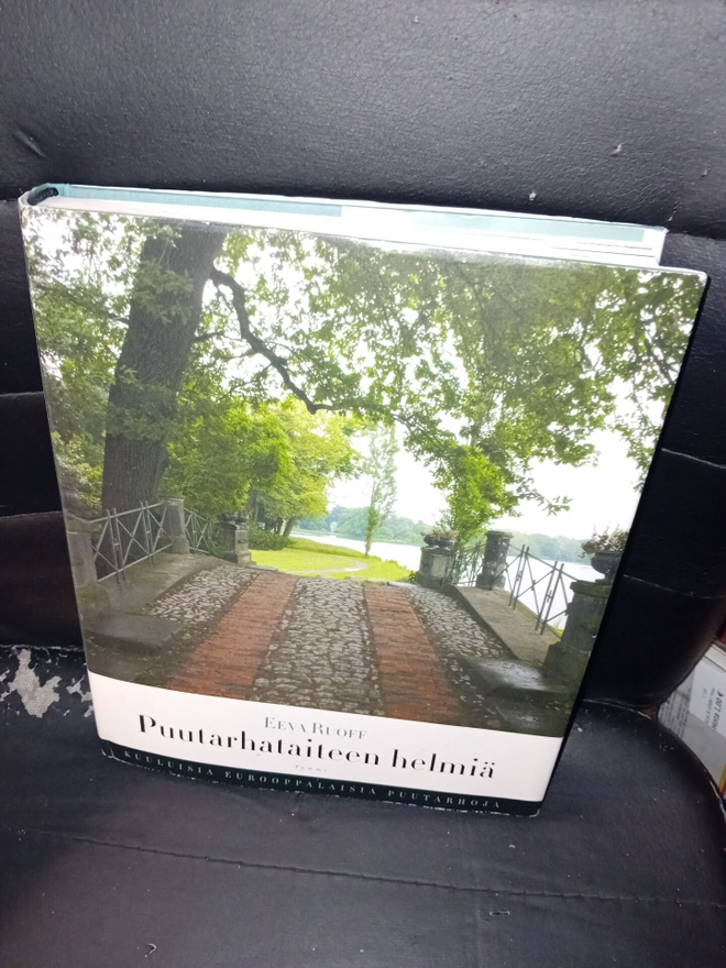 Ruoff : Puutarhataiteen helmiä ( SIS POSTIKULU )