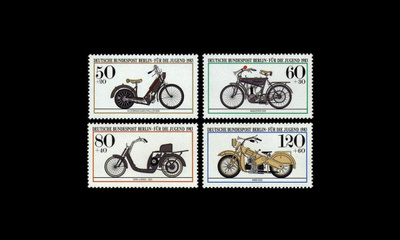 Berlin 694-7 ** Moottoripyöriä (1983)