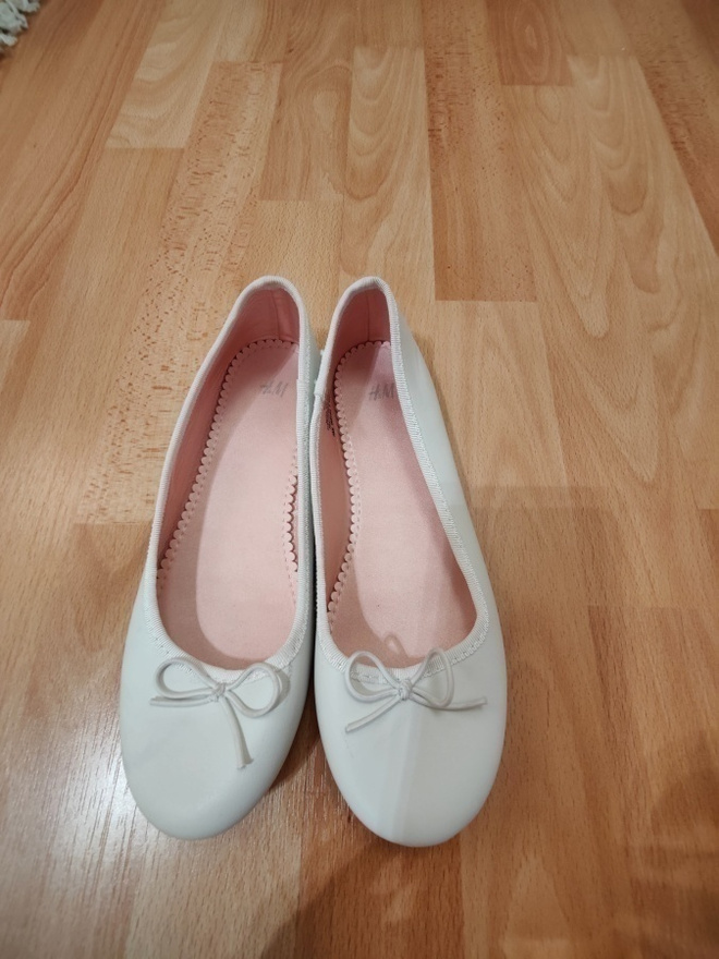 Valkoiset ballerinat koko 35
