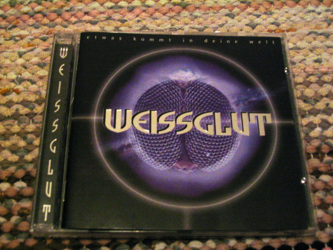 Weissglut – Etwas Kommt In Deine Welt CD