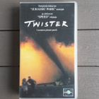 VHS: Twister (Helen Hunt, Bill Baxton 1996) - pikkukuva 1