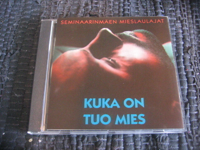 Seminaarinmäen Mieslaulajat - Kuka on tuo mies