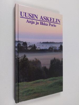 Anja Porio : Uusin askelin