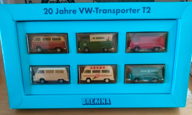 20 Jahre VW-Transporter T2 laatikossa 1:87