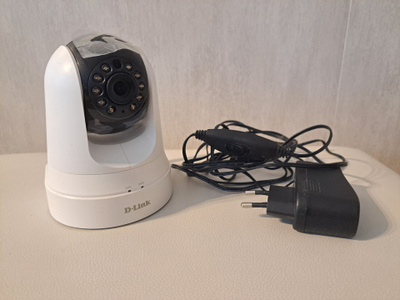 D-Link DCS-5020L Pan/Tilt Wi-Fi -valvontakamera