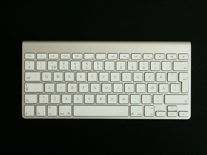 Apple langaton näppäimistö (3rd generation) AA-paristot