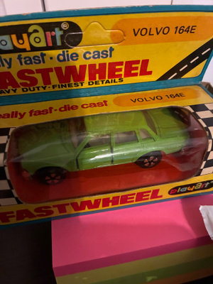 Volvo 164 Playart 1/64 Pienoismalli laatikossaan 70-luvulta