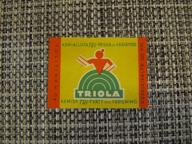 Triola.Kemiallista TRI-pesua ja värjäystä.