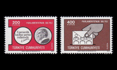 Turkki 2413-4 ** Parlamentti 100v (1977)