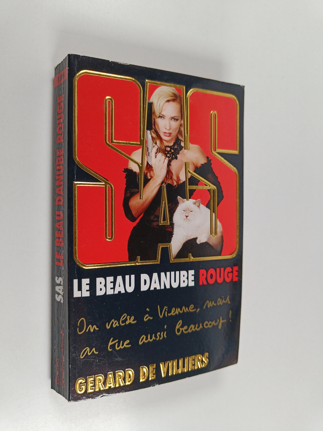 Gerard De Villiers : Le beau Danube rouge