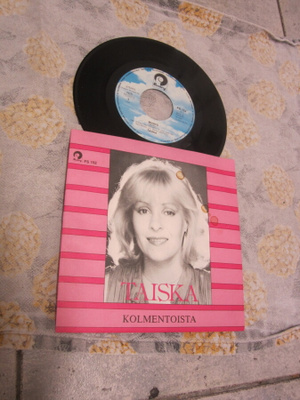 Taiska – Muisto / Kolmentoista / muisto ( uudenverr )