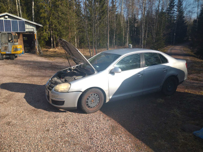 Henkilöauto Volkswagen JETTA 1.6