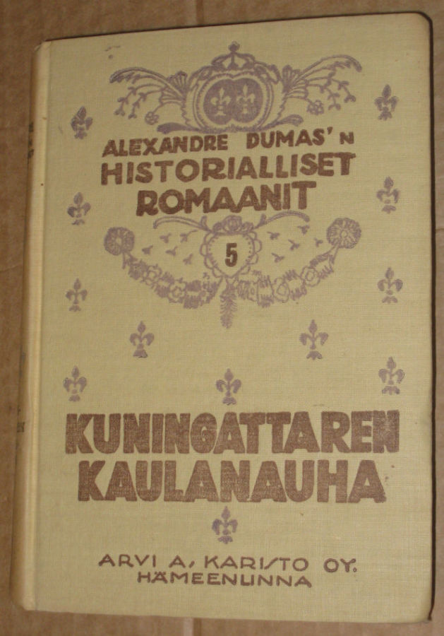 ^o^ Alexandre Dumas : Kuningattaren kaulanauha