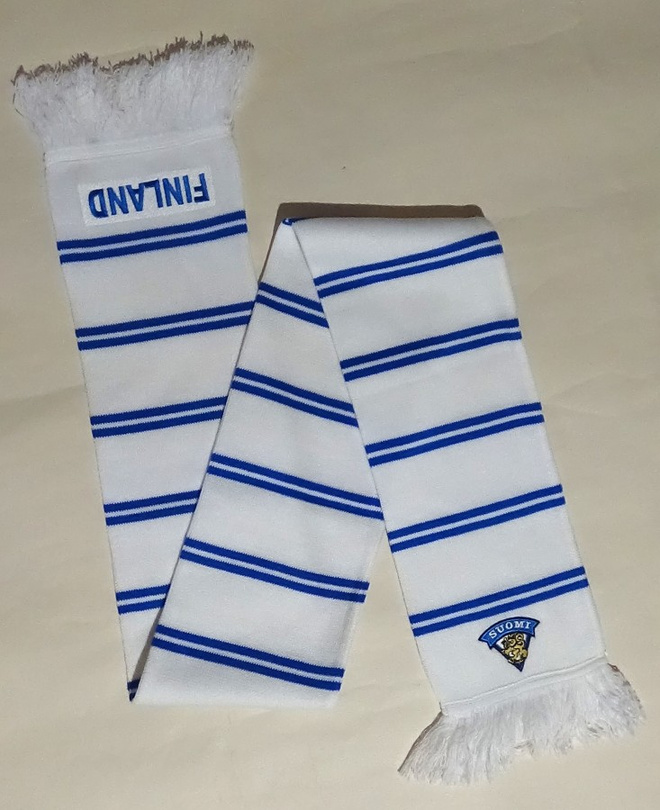 Retro Suomi Finland kaulahuivi - käyttämätön