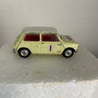Corgi Toys Mini-Cooper 60-luvulta - pikkukuva 3
