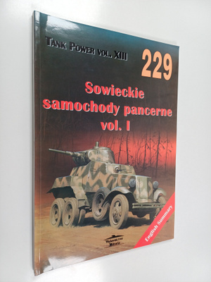 Maksim Viktorovic Kolomiec : Sowieckie samochody pancerne...
