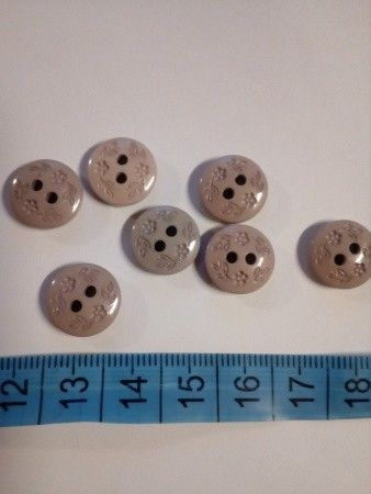 Beige kukkakuvio nappi 13mm