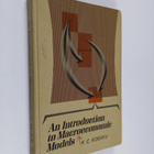Kiichiro Chris Kogiku ym. : An Introduction to Macroecono... - pikkukuva 1