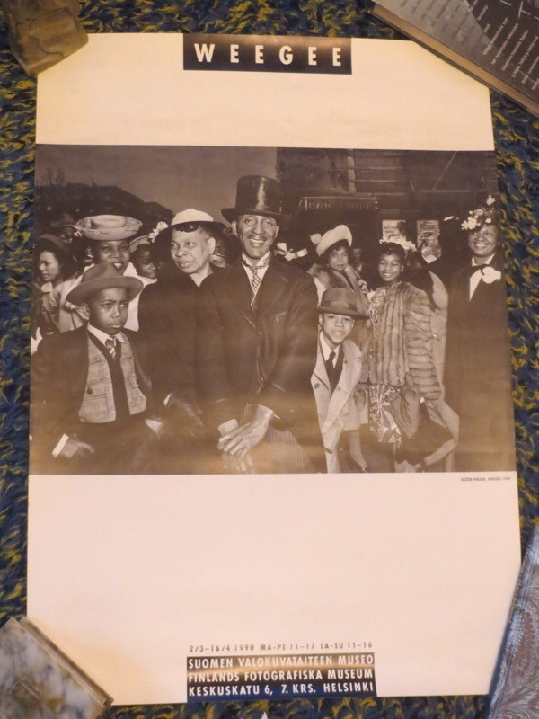 Valokuvataiteen museon näyttelyjuliste 1990