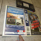 CHARLES BRONSON -  VÄKIVALLAN VIHOLLINEN 4 : VHS - pikkukuva 2