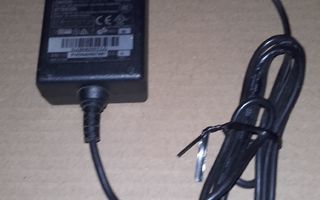 Virtalähteitä 5V 1,5A DC Cisco