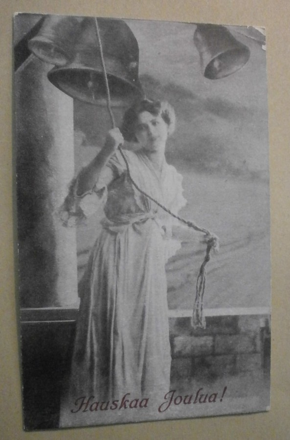 Leidi soittaa joulun kelloja, mv joulupk, p. 1922