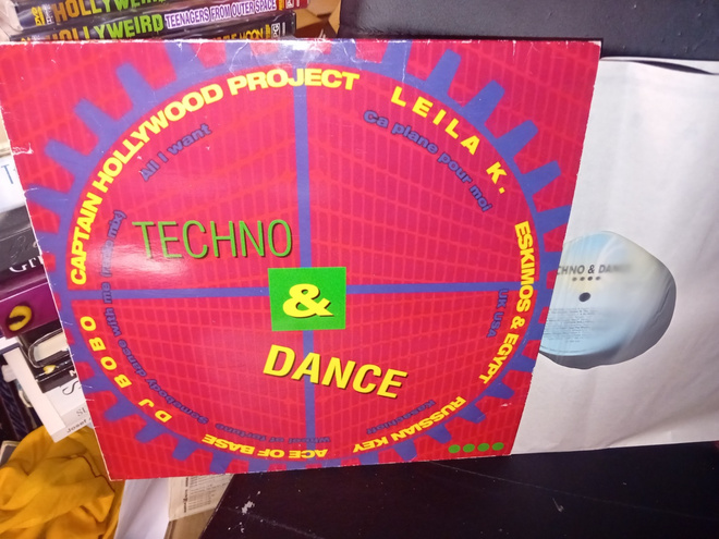 LP TECHNO & DANCE 4 ( 1993 ) SIS POSTIKULU