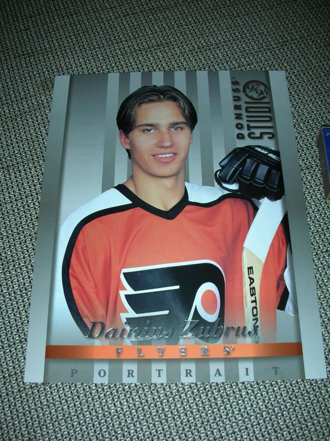 Donruss studio 27 Dainius Zubrus