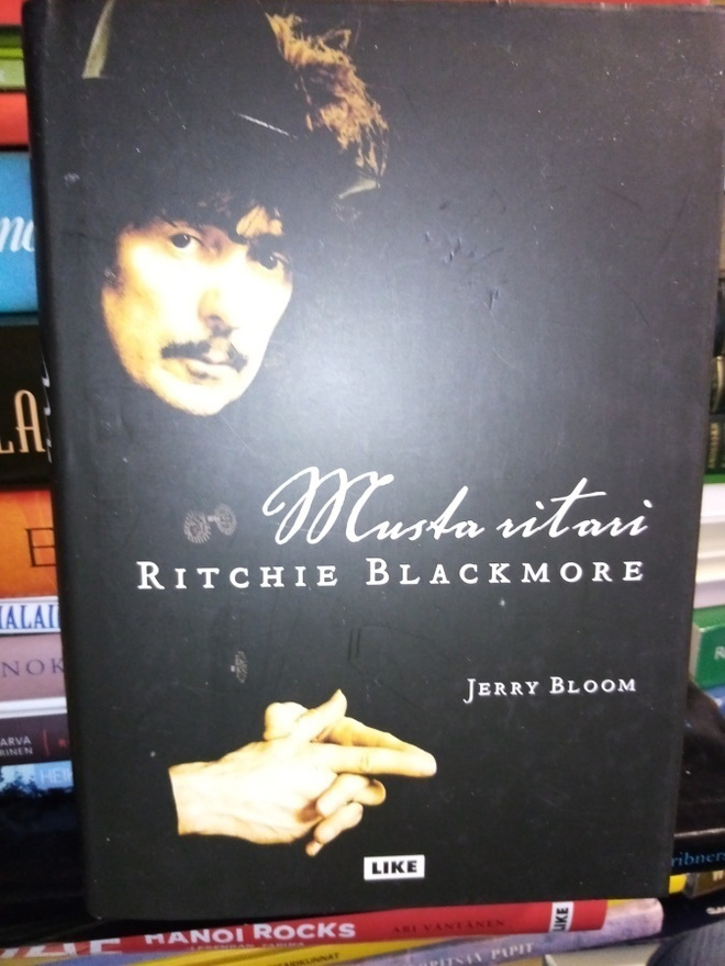 Bloom : Richie Blackmore - Musta ritari ( SIS POSTIKULU)