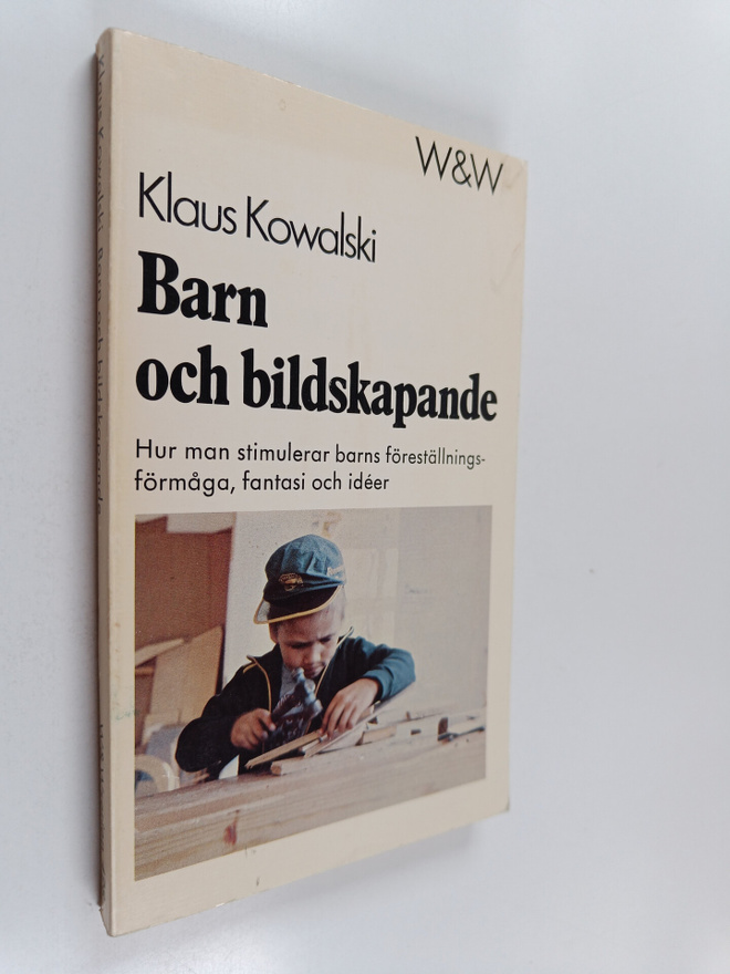 Klaus Kowalski : Barn och bildskapande
