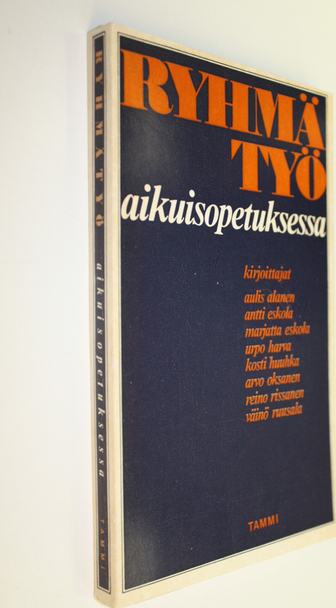 Väinö (toim.) Ruusala : Ryhmätyö aikuisopetuksessa