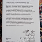 Liza Marklund & Lotta Snickare - Helvetissä on erityinen.. - pikkukuva 2