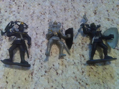 Sarvipäiset sotilas figuurit