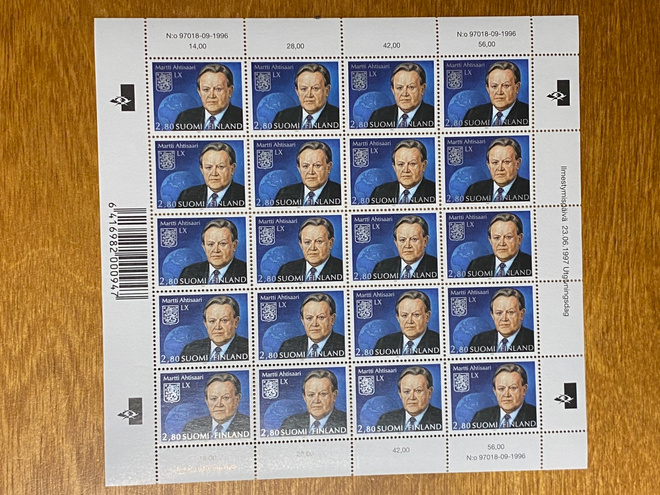 PRESIDENTTI MARTTI AHTISAARI 60 VUOTTA ARKKI**