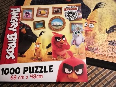Angry Birds-palapeli 1000 palaa