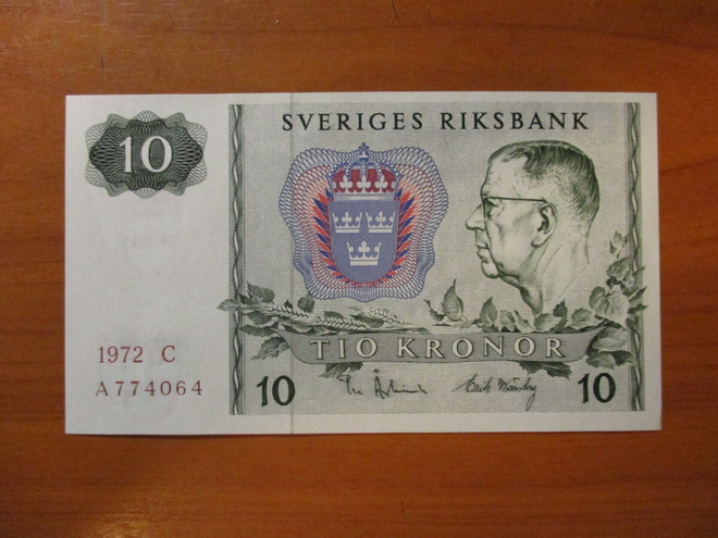 SWEDEN 10 KR 1972 KL9-10