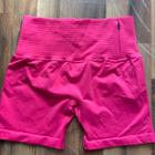 ICIW Hot Pink Ribbed Workout Shorts - pikkukuva 2