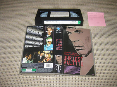 Uhriksi Valittu-VHS (FInnkino, Leonard Nimoy, 1973, Baffled)