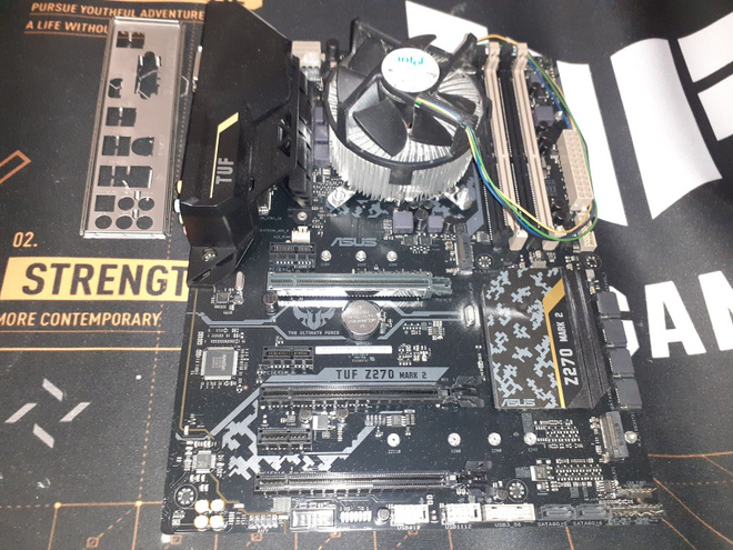 Asus TUF Z270 Mark 2 + Intel i5-7400 + Jäähdytin