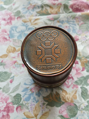 Sarajevon Olympialaiset 1984 metallinen kuppi