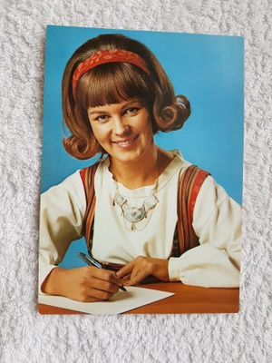 1969-1973 Paula-tyttö Mervi Salonen Postikortti*