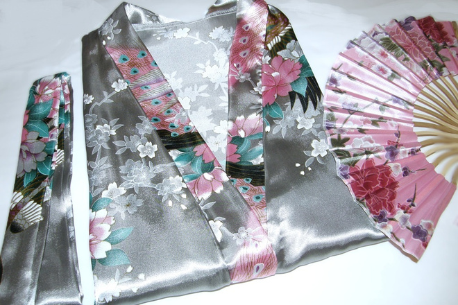Kimono & Viuhka