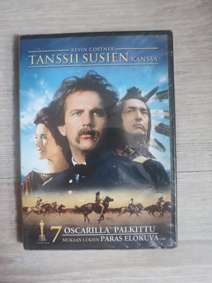 Tanssii susien kanssa UUSI Kevin Costner